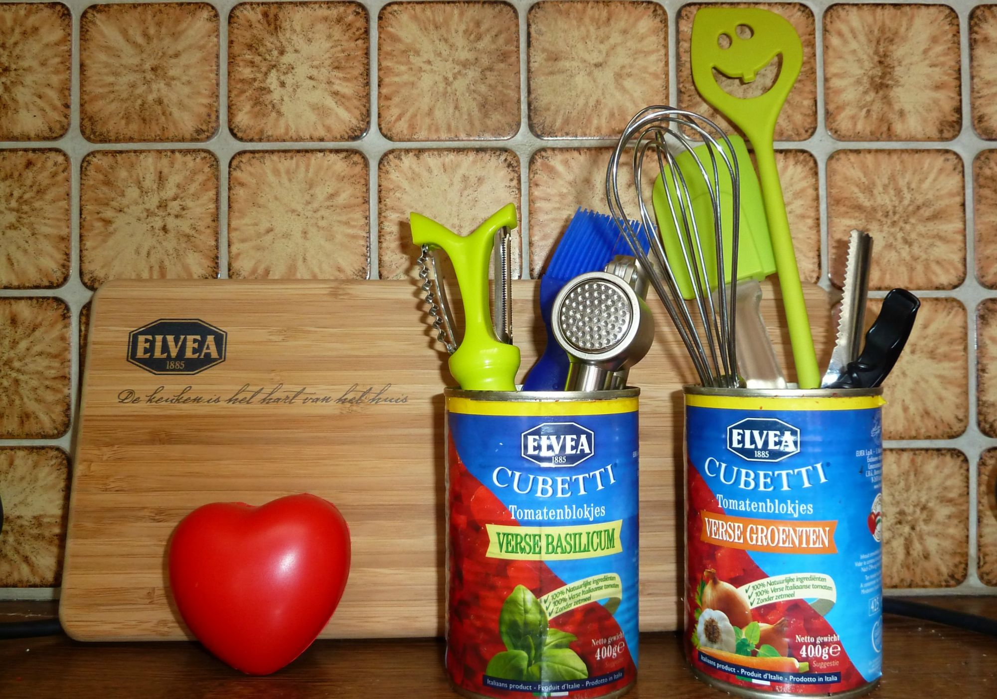 Elvea e gli utensili di cucina Elvea e gli utensili di cucina
